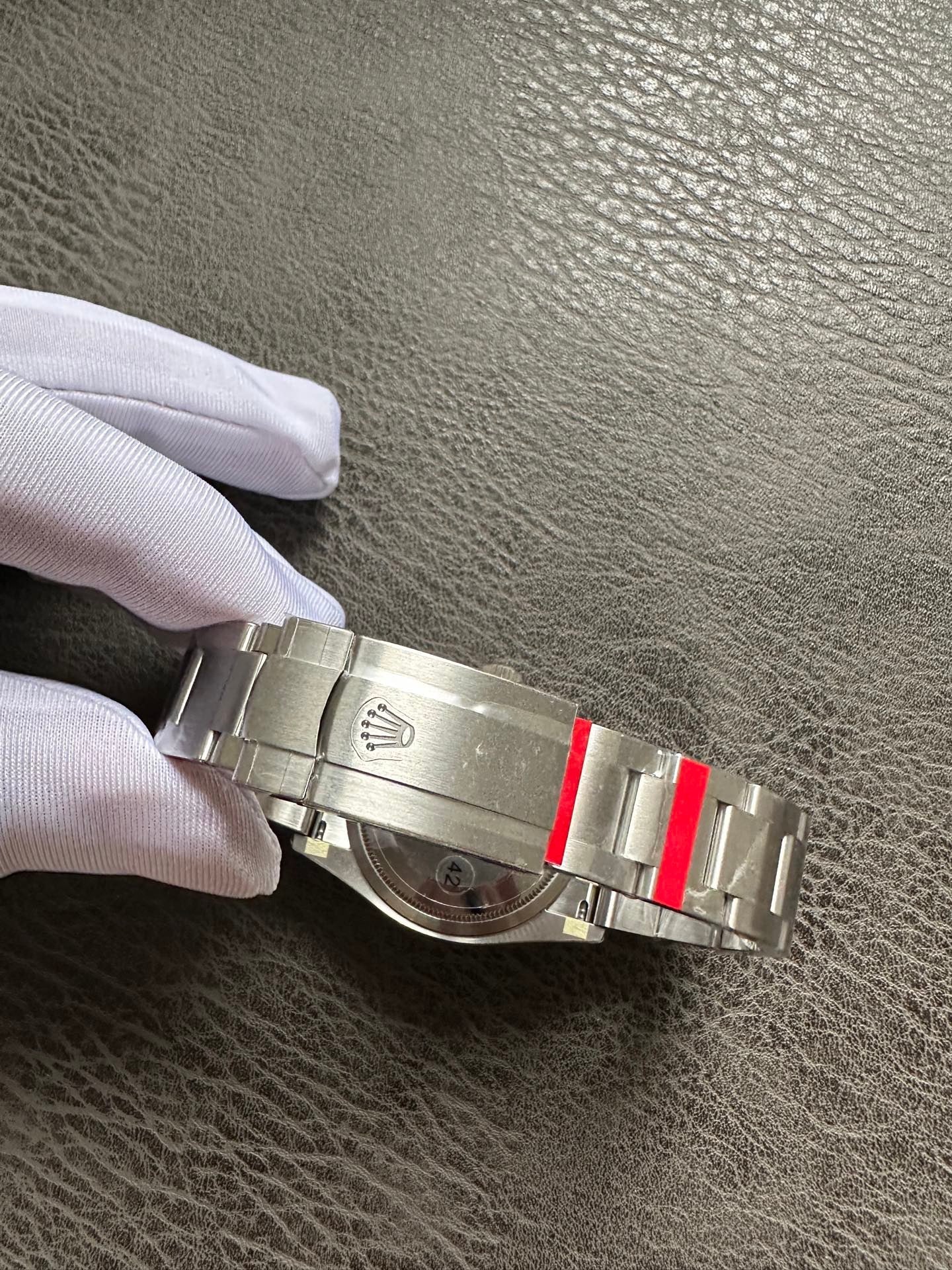 Rolex 25 Oyster Perpetual 41mm Pistachio Green