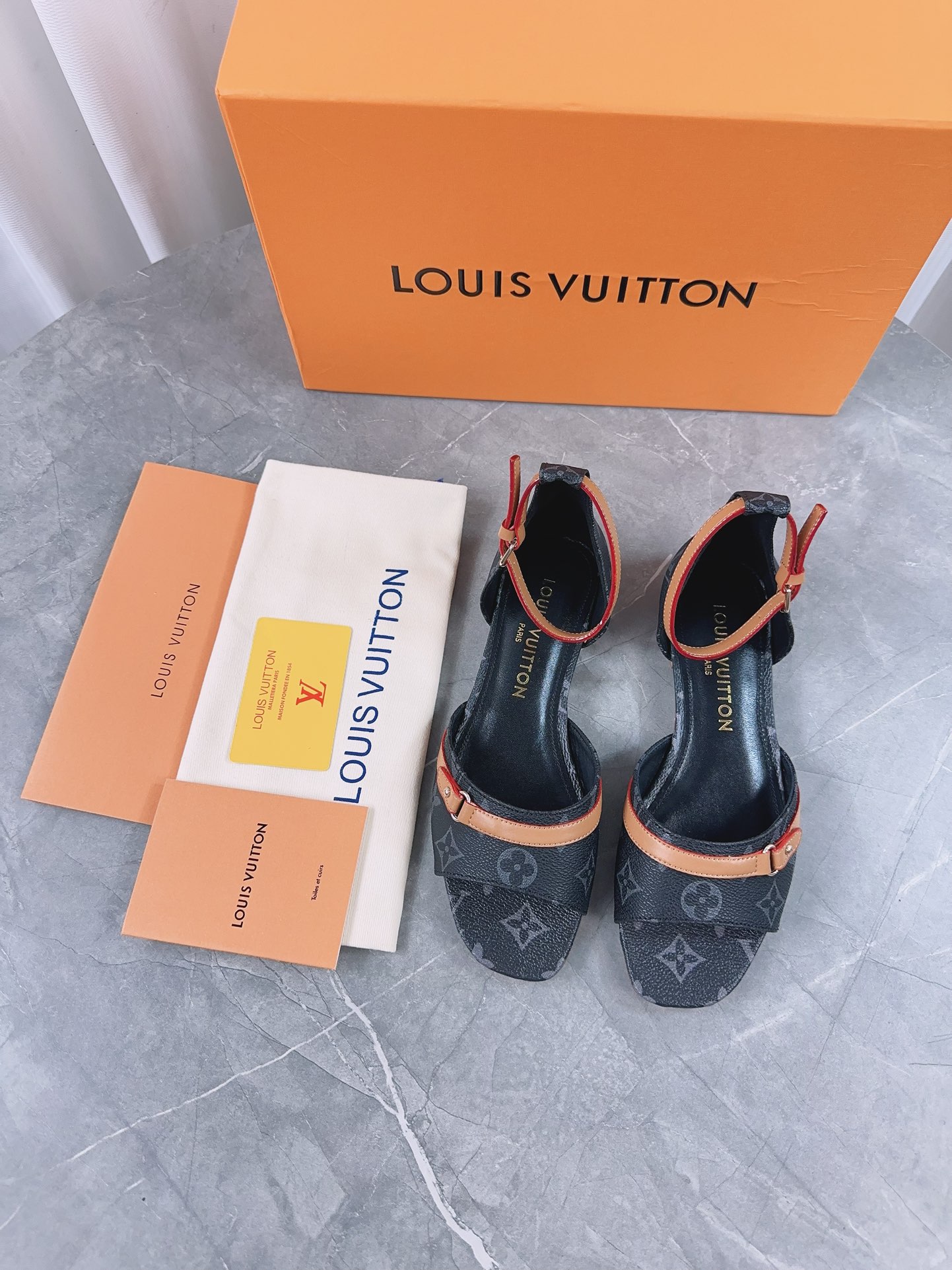 Louis Vuitton 2024ss Slippers Size 36-41