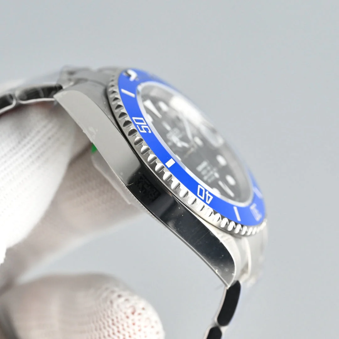 Rolex Submariner 41mm Silver Blue Black Dial