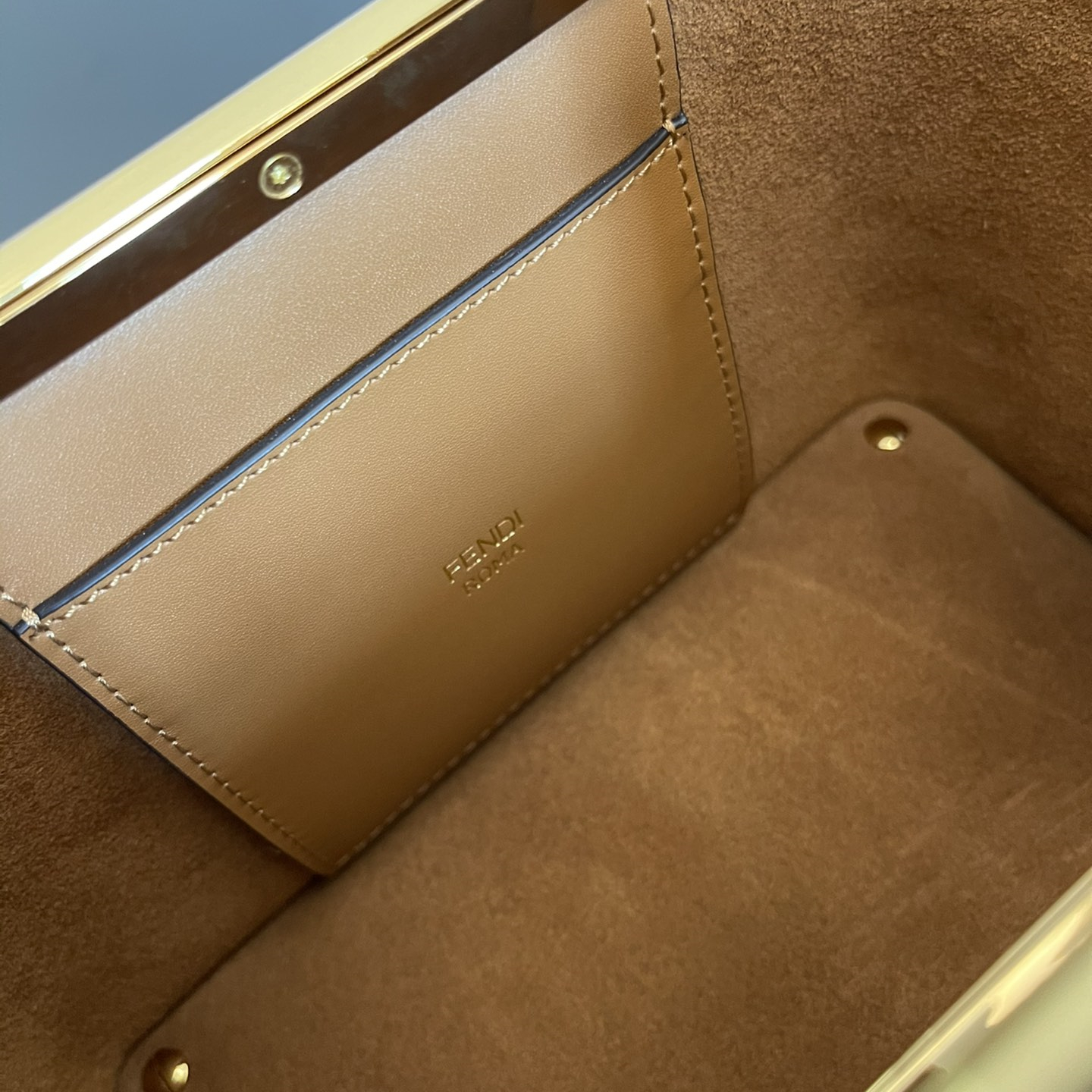 Fendi New Shoulder Bags 20*17*9cm