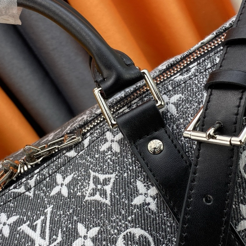 Louis Vuitton Keppall Travel Bags 50*29*23cm