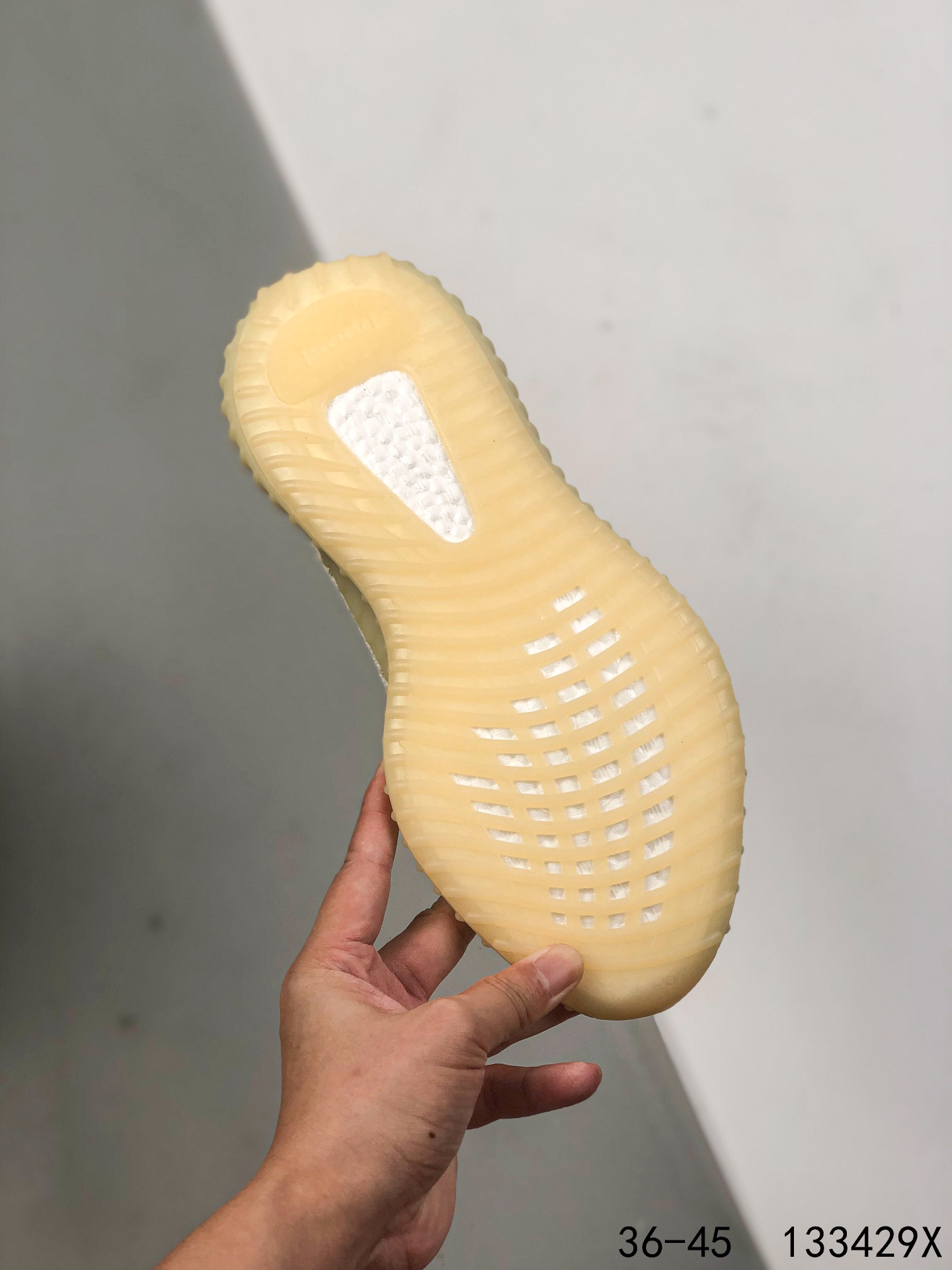 Yeezy 350 Boost 350 V2 Mens/Women Sneakers Shoes Light Yellow 36 - 45