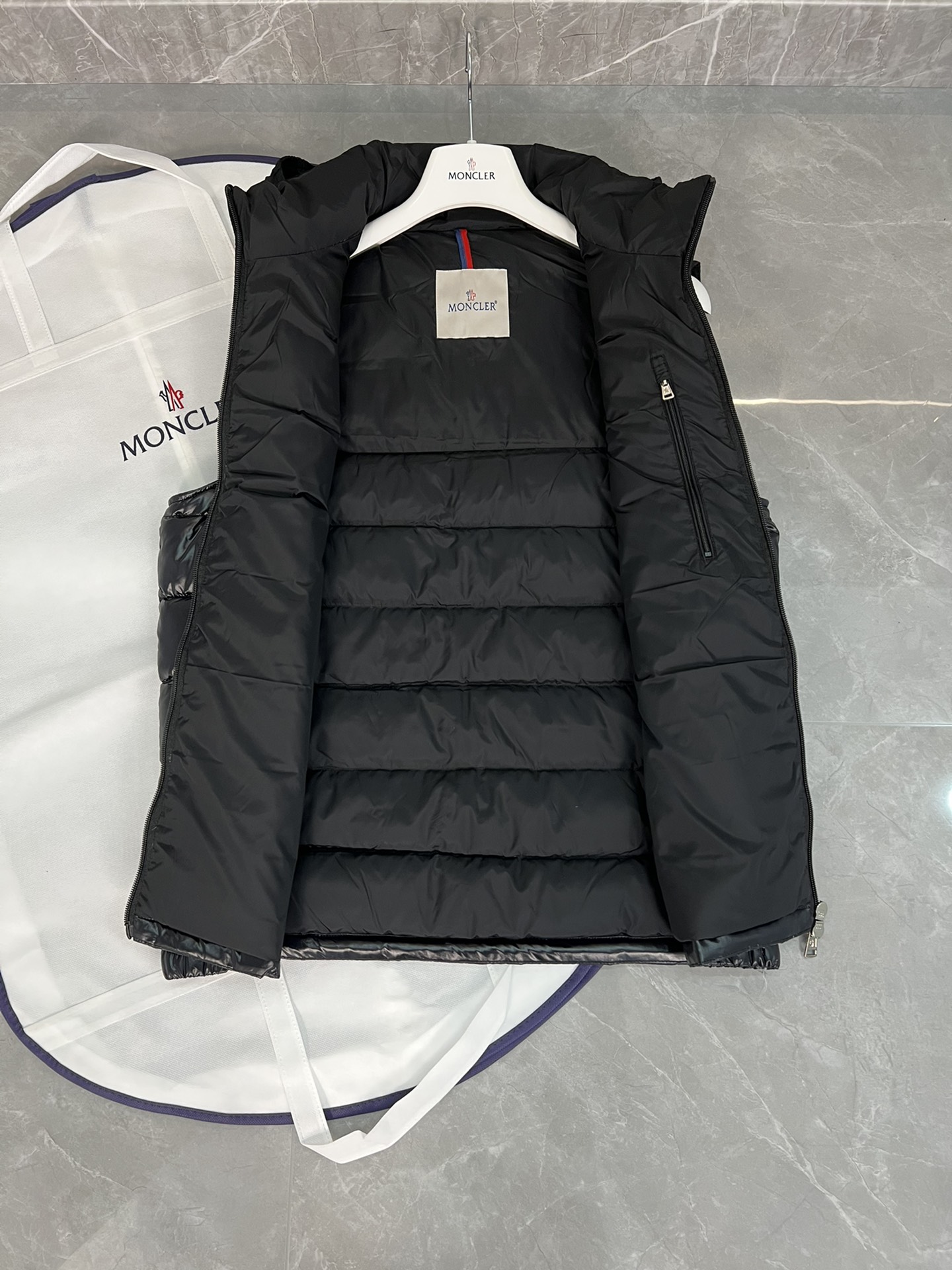 Moncler Cerces Men Winter Vest Size 1-5