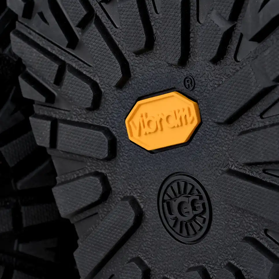 UGG Women's Classic Mini GTX