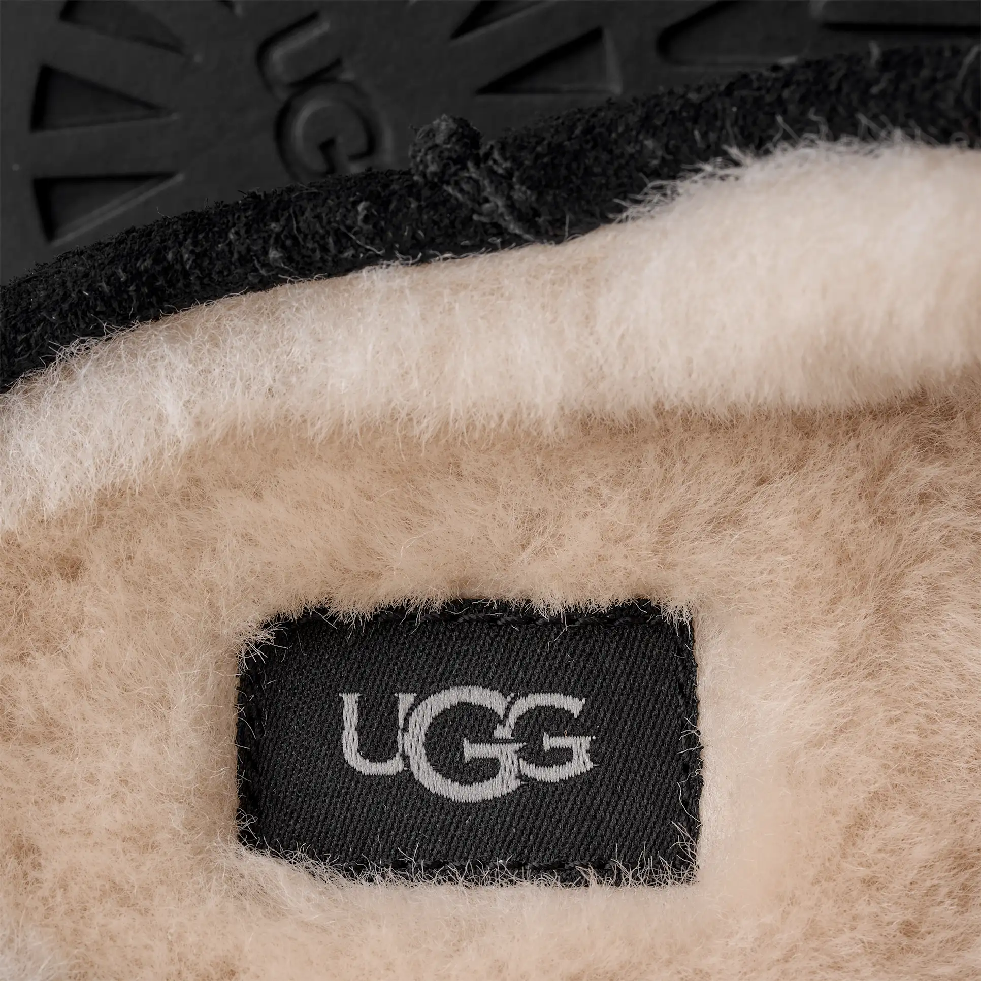 UGG Women's Elea Slip-On