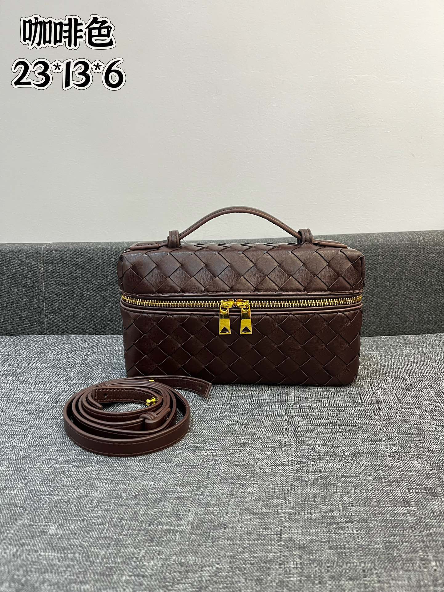 Bottega Veneta Vanity Case Shoulder Bags 24*13*6cm