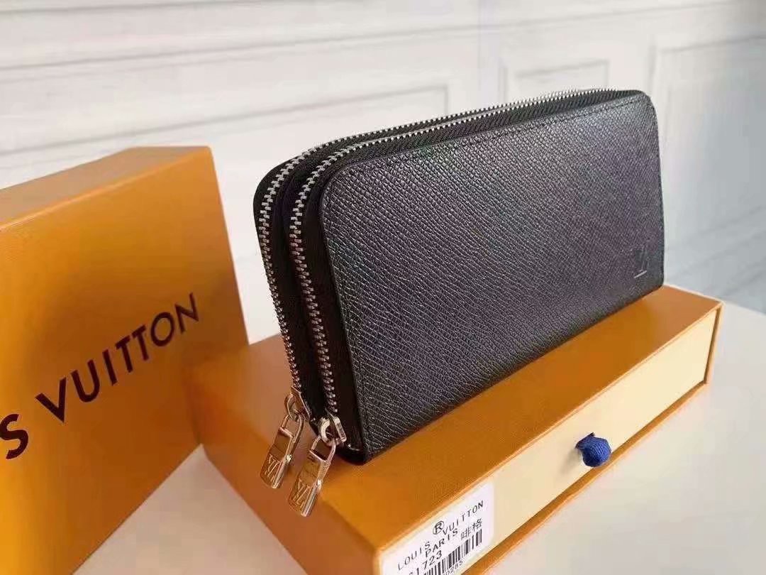 Louis Vuitton Men Wallet M61723 19*10*4cm