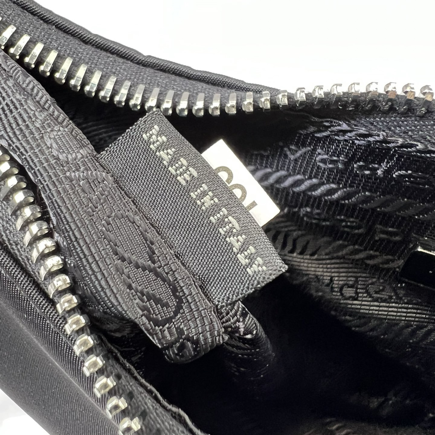 Prada 1NE204 Redition 2005 Women Bags 22*18*6.5cm