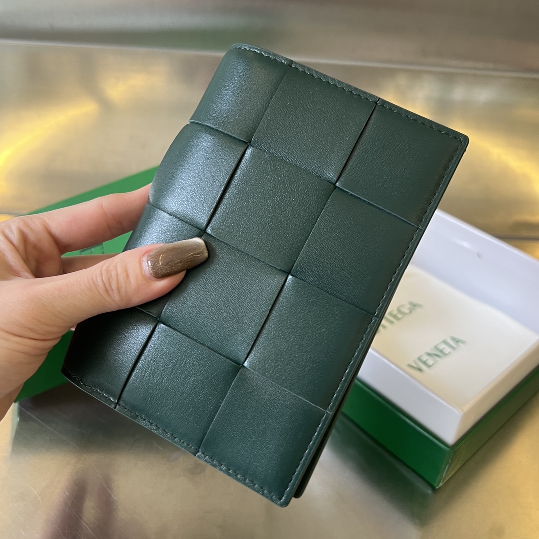 Bottega Veneta Card Holder Size 13*10cm