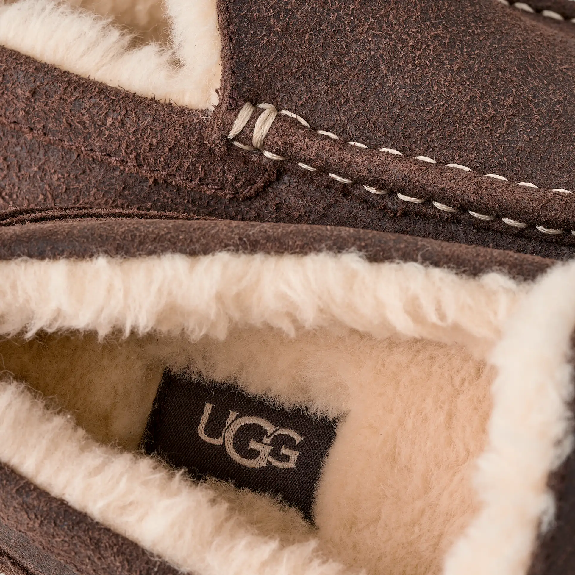 UGG Men's Ascot Leather Distressed