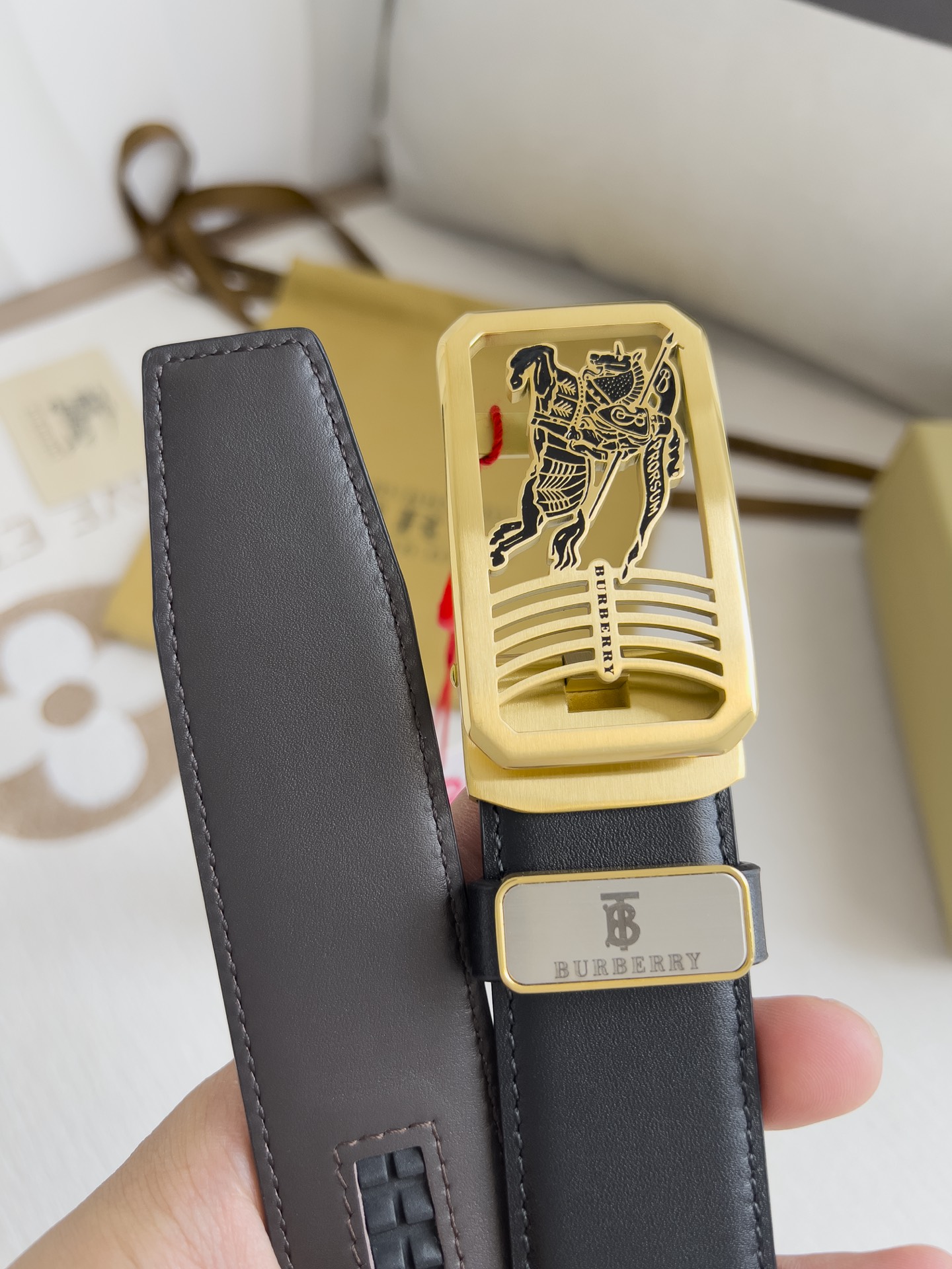 Burberry Men Belt Width 3.5cm