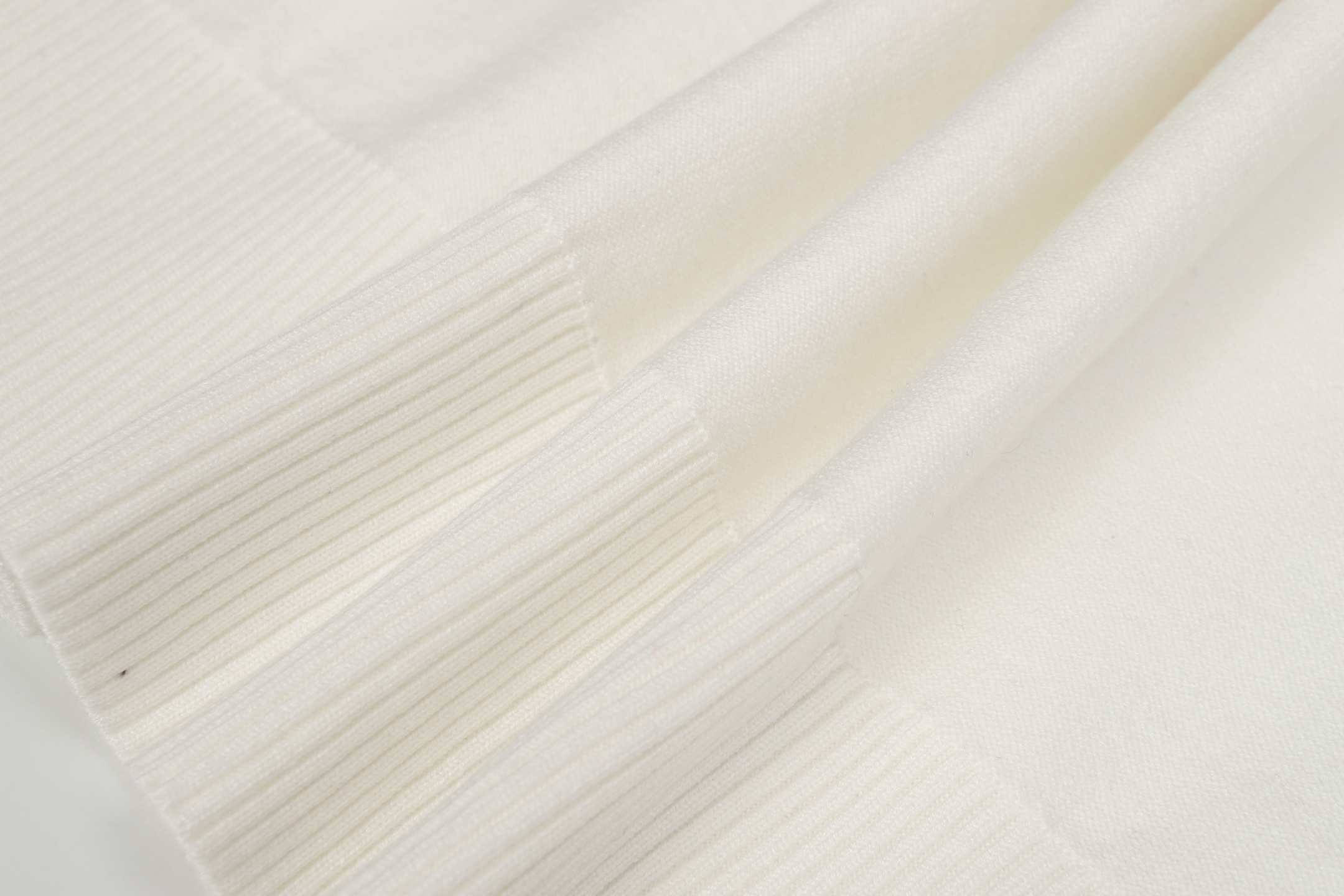 Thom Browne Unisex Sweatshirt Size S-L