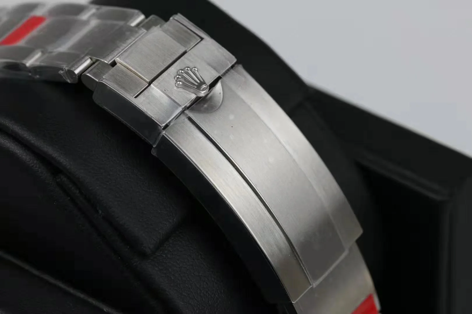 Rolex Sea-Dweller 43mm Silver Black