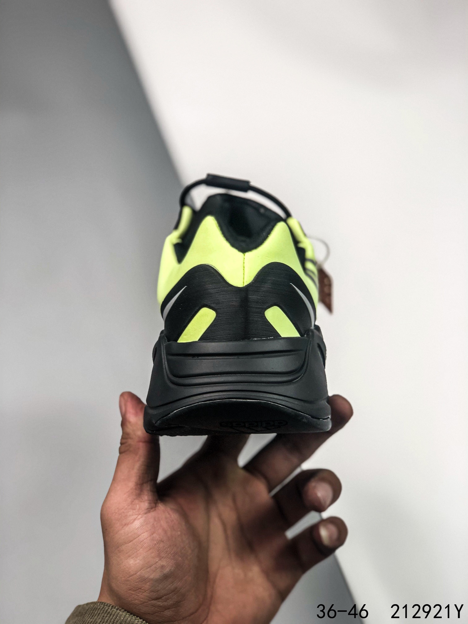 Yeezy 700 V2 Mens/Women's Sneakers Shoes 36 - 46