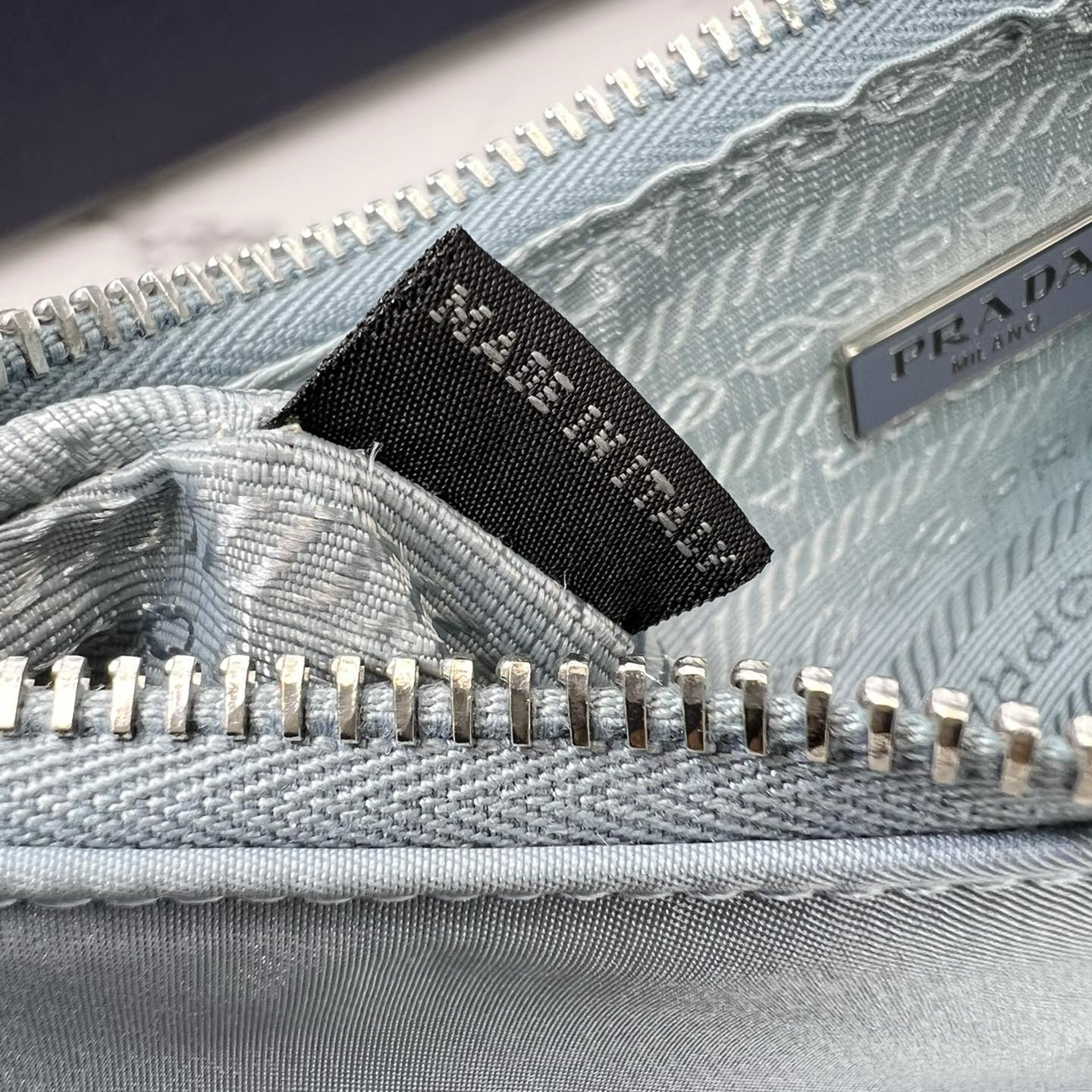 Prada 1NE204 Redition 2005 Women Bags 22*18*6.5cm