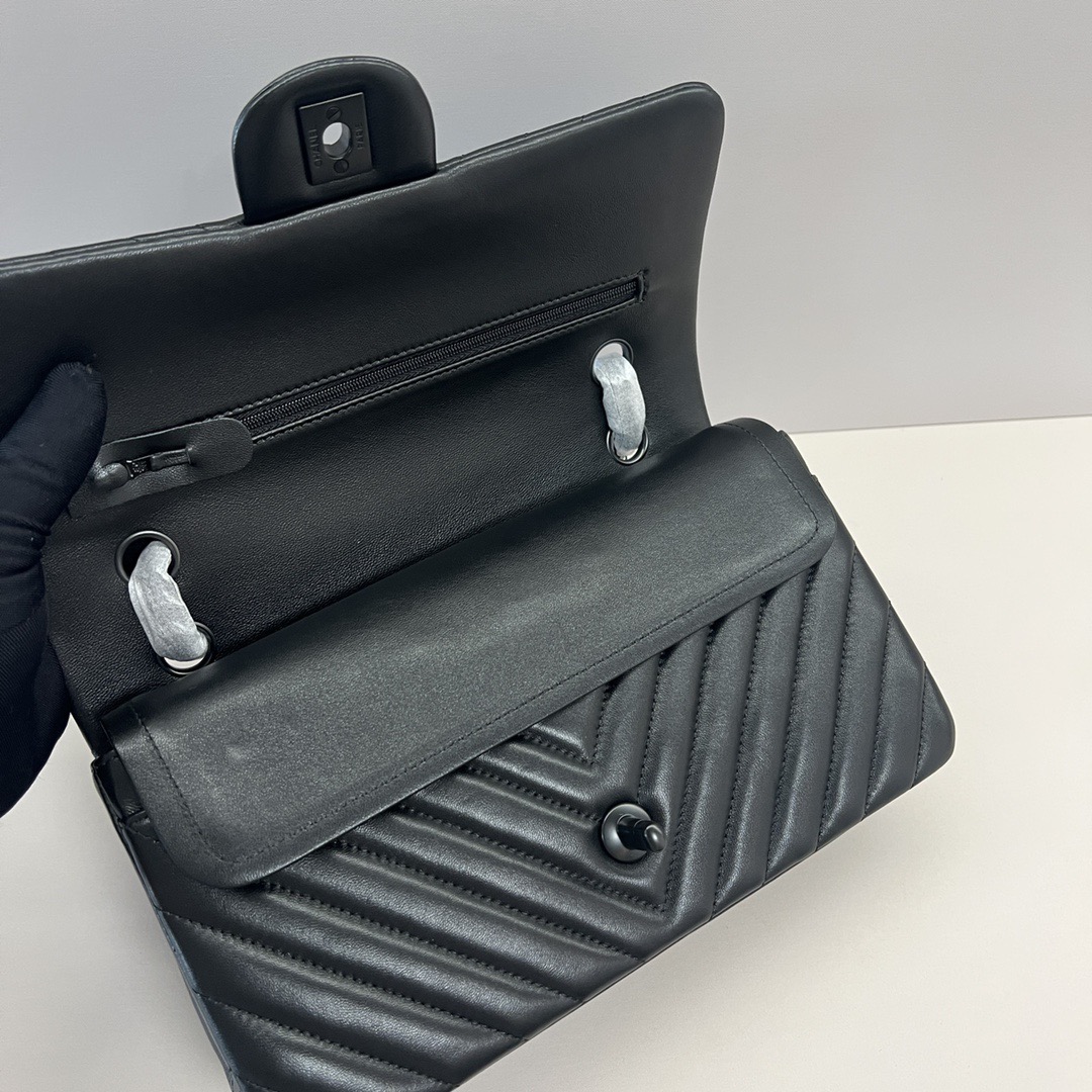 Chanel CF1112 Shoulder Bags Sheepskin 25cm