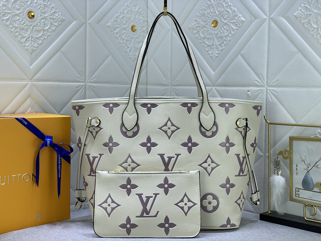 Louis Vuitton Shopping Bags 32*29*17cm