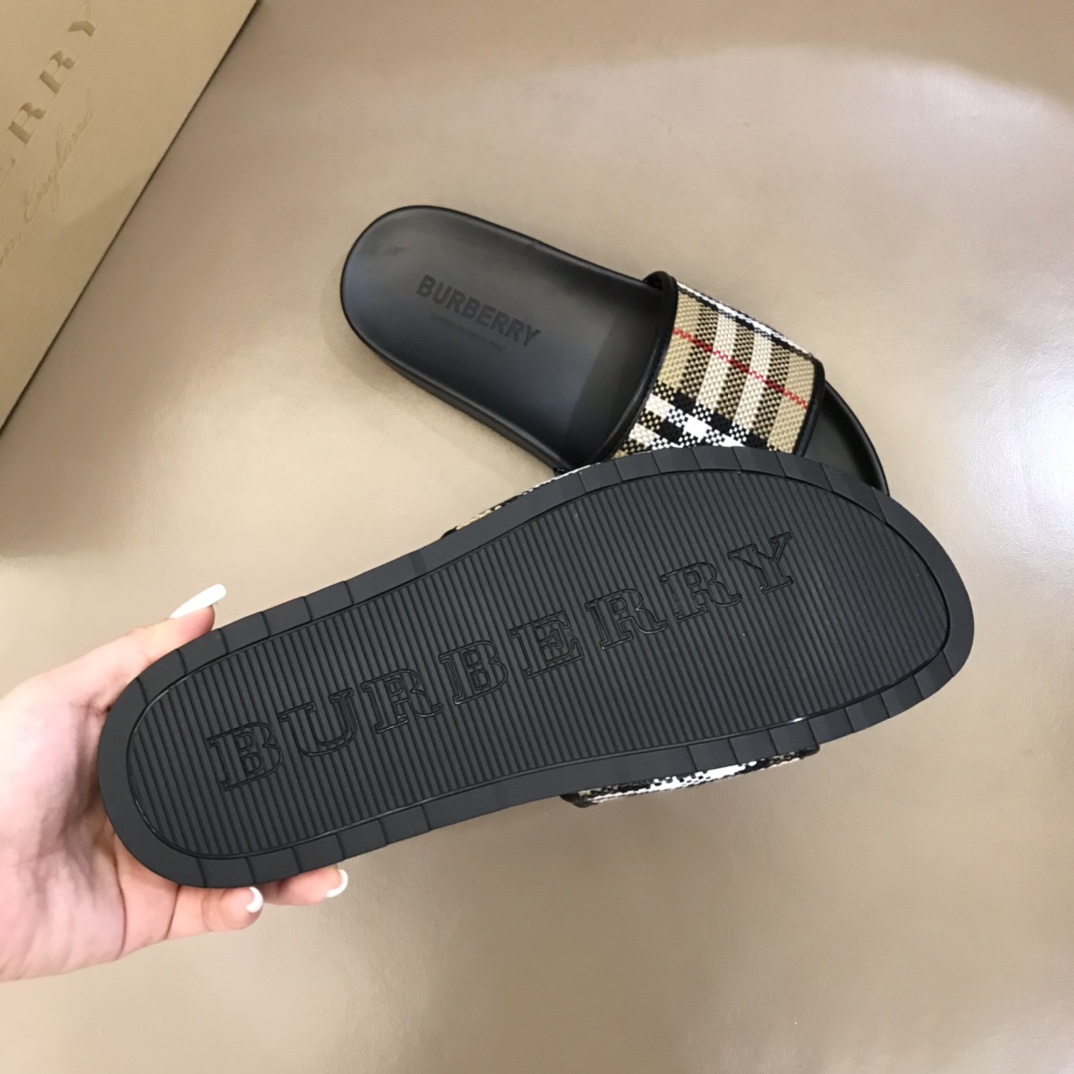 Burberry Mens Sandals Gr. 40-45