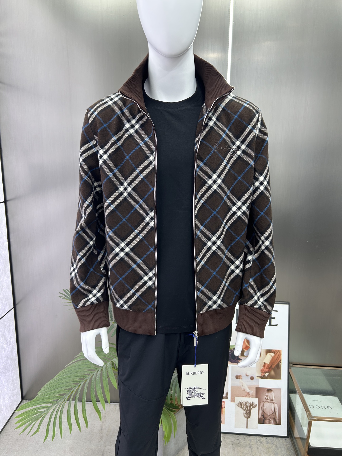 Burberry Unisex Jacket Size M-XXXL