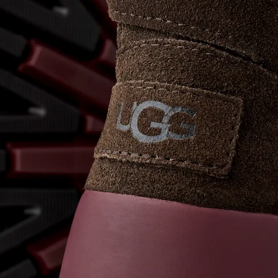 UGG Women's Classic StreetScape