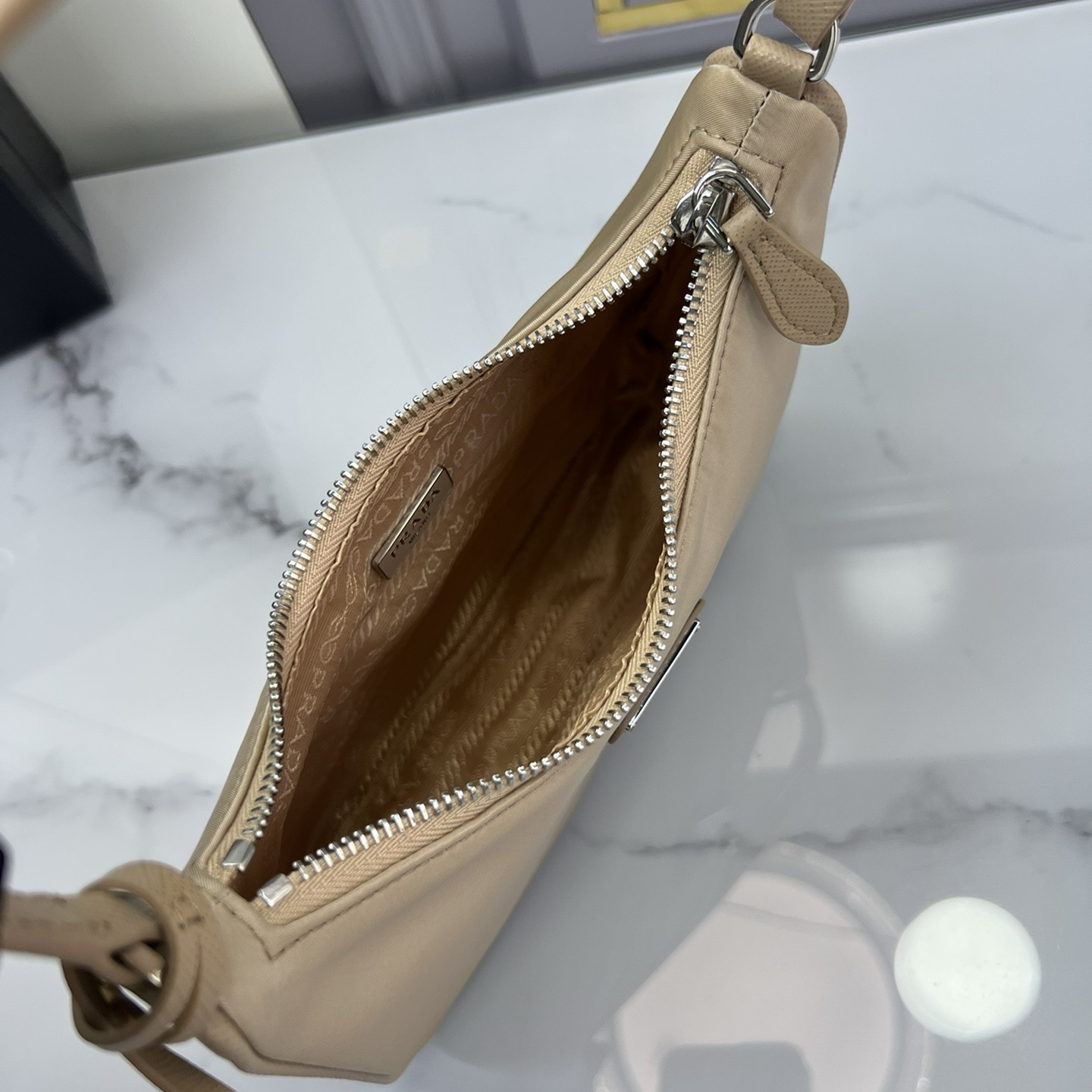 Prada 1NE204 Redition 2005 Women Bags 22*18*6.5cm