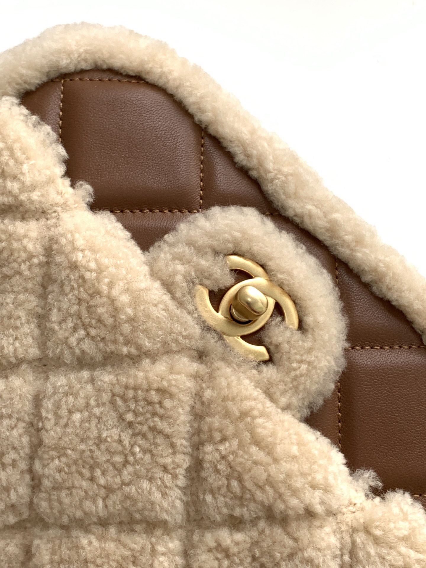 Chanel AS5148 Women Shoulder Bags 12*18*6cm