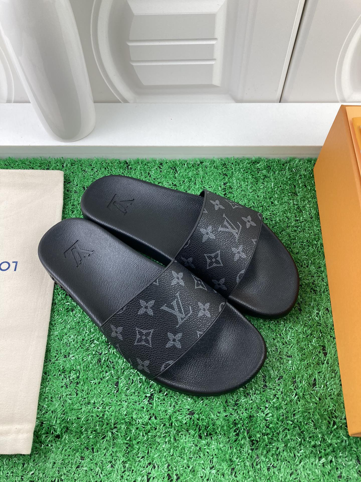 Louis Vuitton 2024ss Candy Series Slippers Size 36-45
