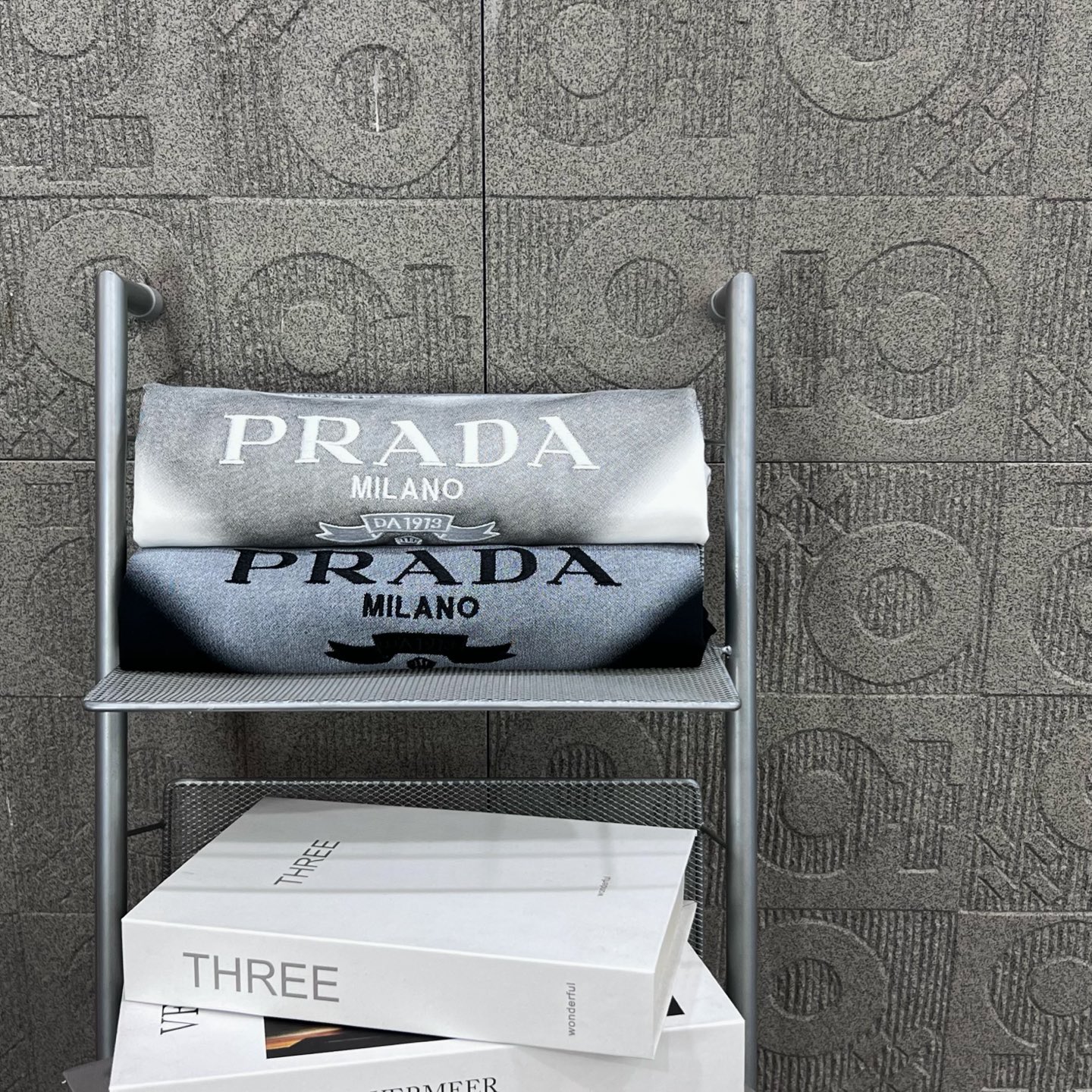 Prada T Shirt  Embroider Logo Size XS-L