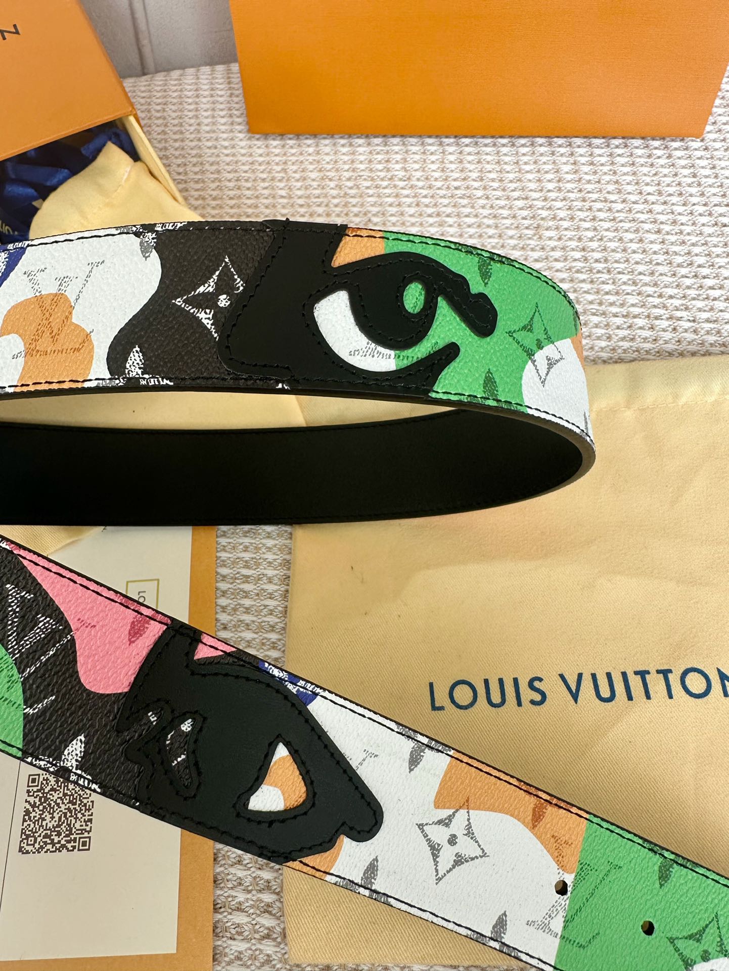 Louis Vuitton Men Belt Width 4cm