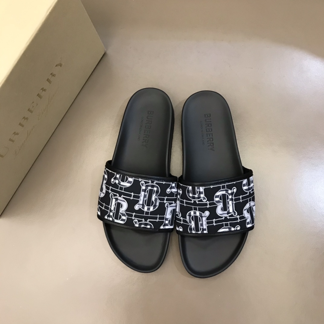 Burberry Mens Sandals Gr. 40-45