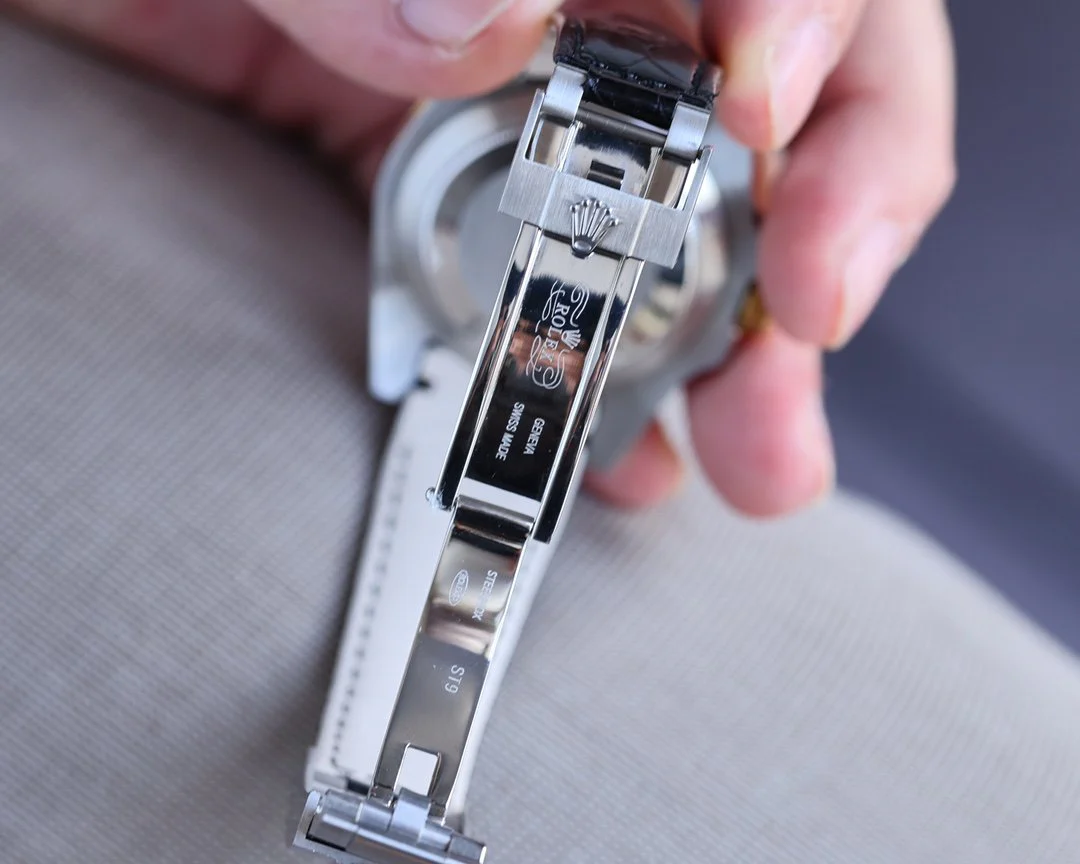 SUBMARINER DATE 40 STEEL CASE GOLD BLUE CERAMIC LEATHER