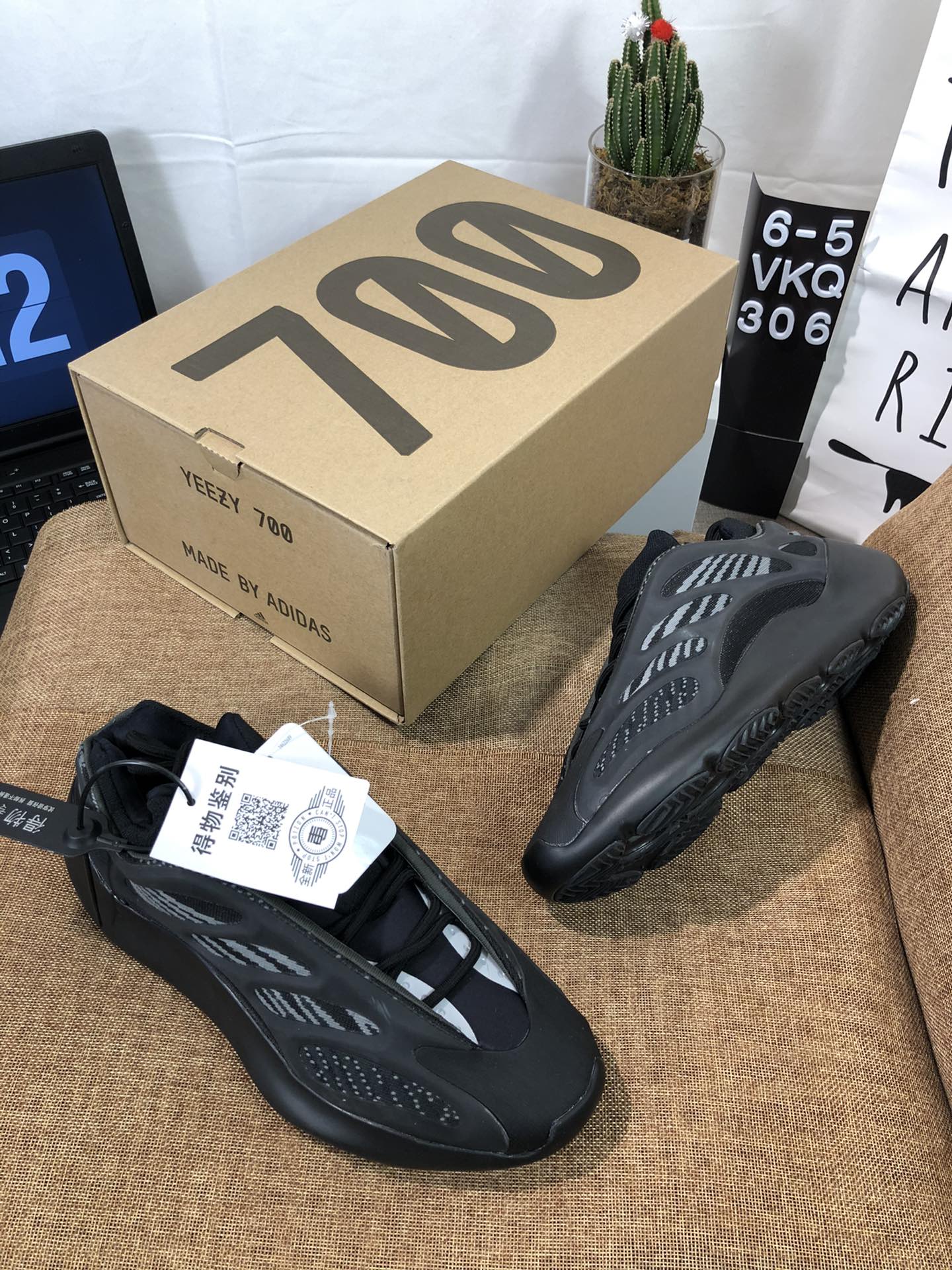 Yeezy 700 V3  Azael  Mens/Women's Sneakers Shoes 36 - 45