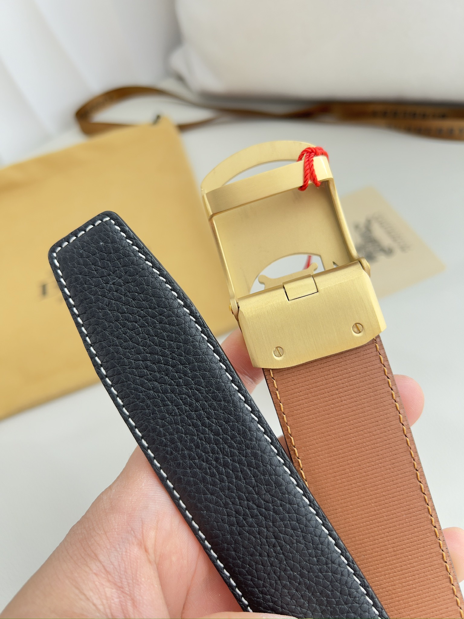 Burberry Men Belt Width 3.5cm