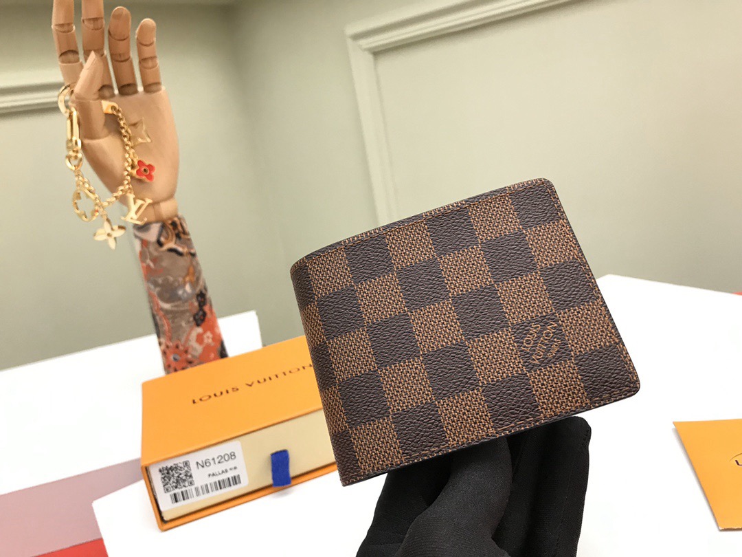 Louis Vuitton Men Wallet N61208 Size 11.9*9cm