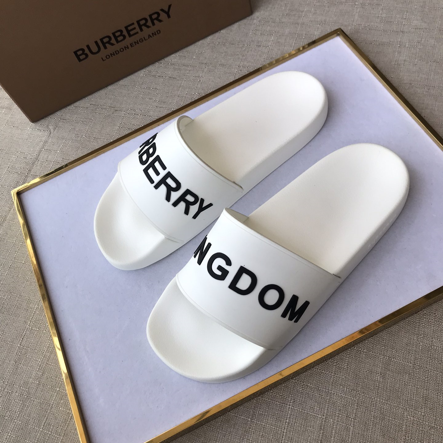 Burberry Mens Women Sandals Gr. 36-46