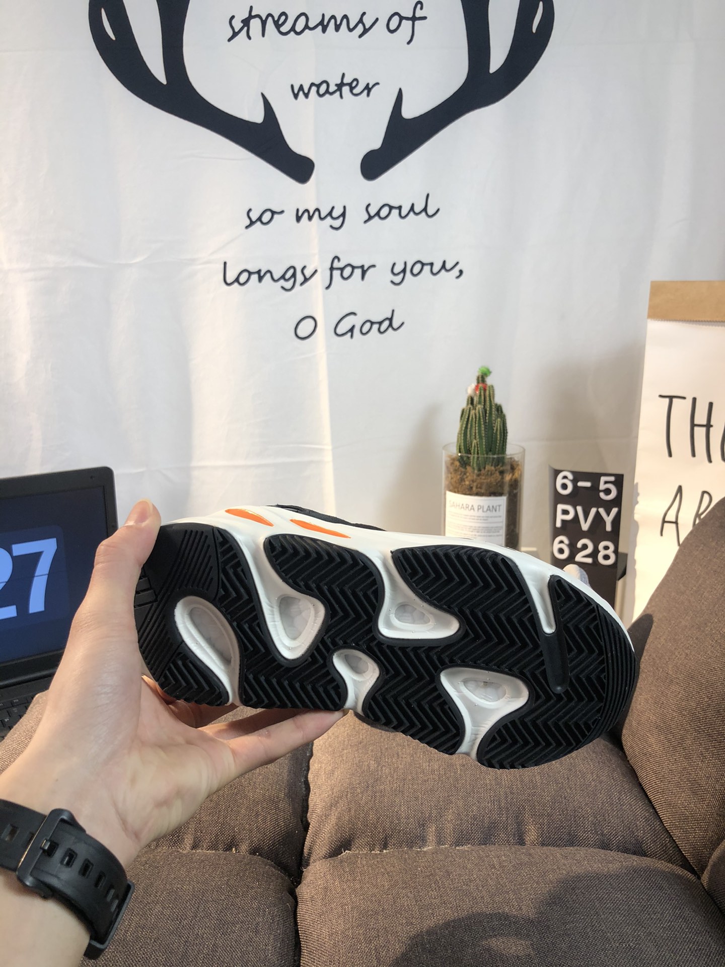 Yeezy 700 Boost Mens/Women's Sneakers Shoes 36 - 45