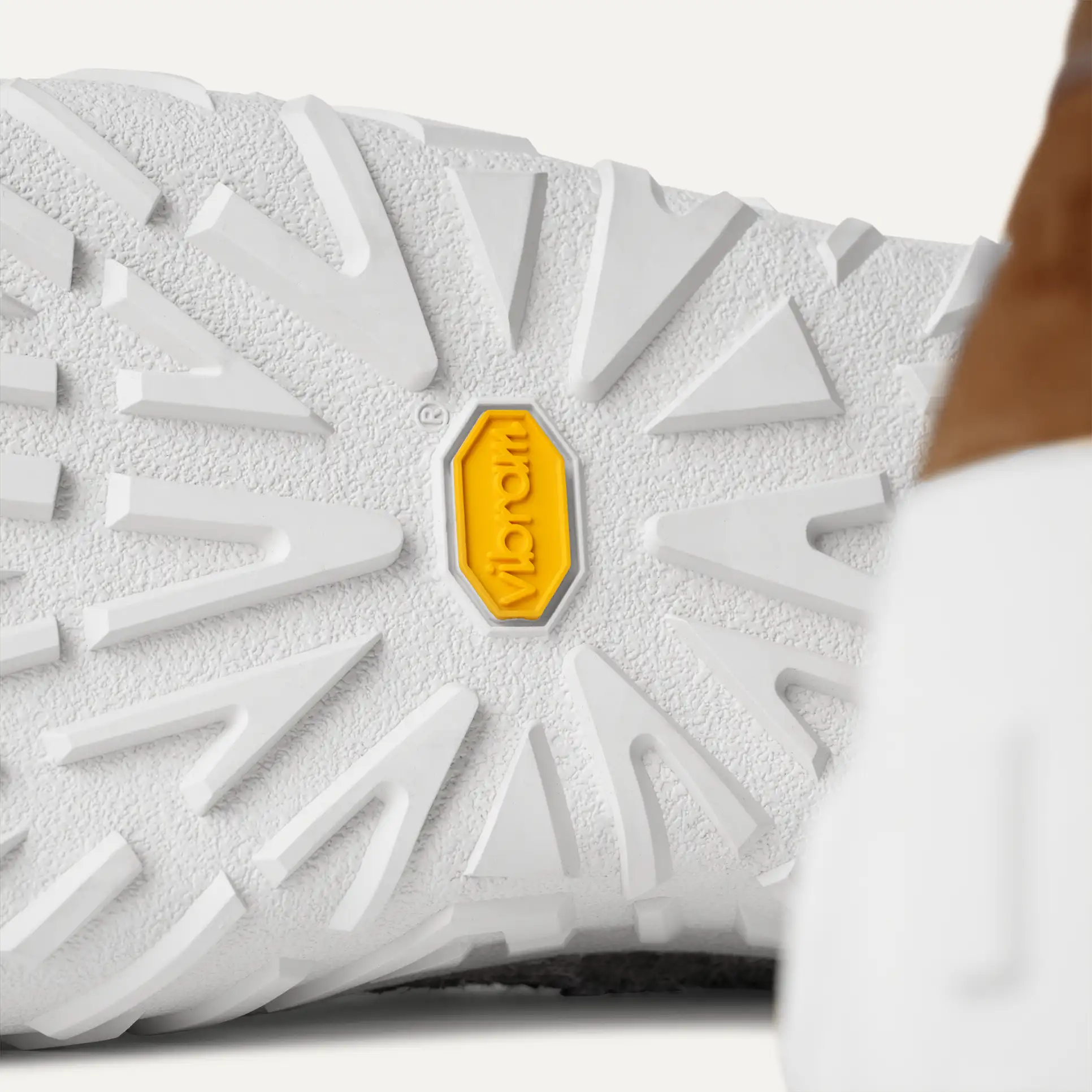 UGG Men's Ascot Wrap Tech