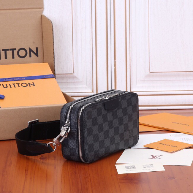 Louis Vuitton M60418 Men Shoulder Bags 18.5*11*6.5cm