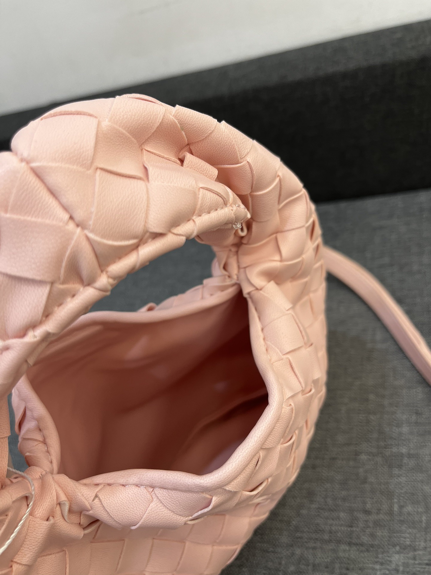 Bottega Veneta HO Shoulder Bags 28*17cm