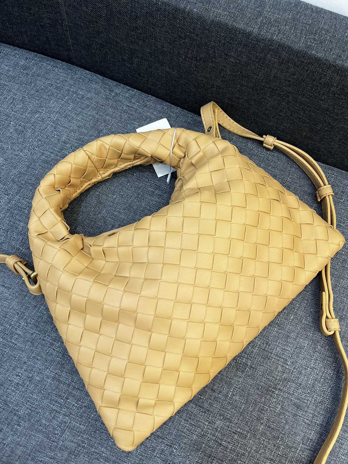 Bottega Veneta HO Shoulder Bags 28*17cm