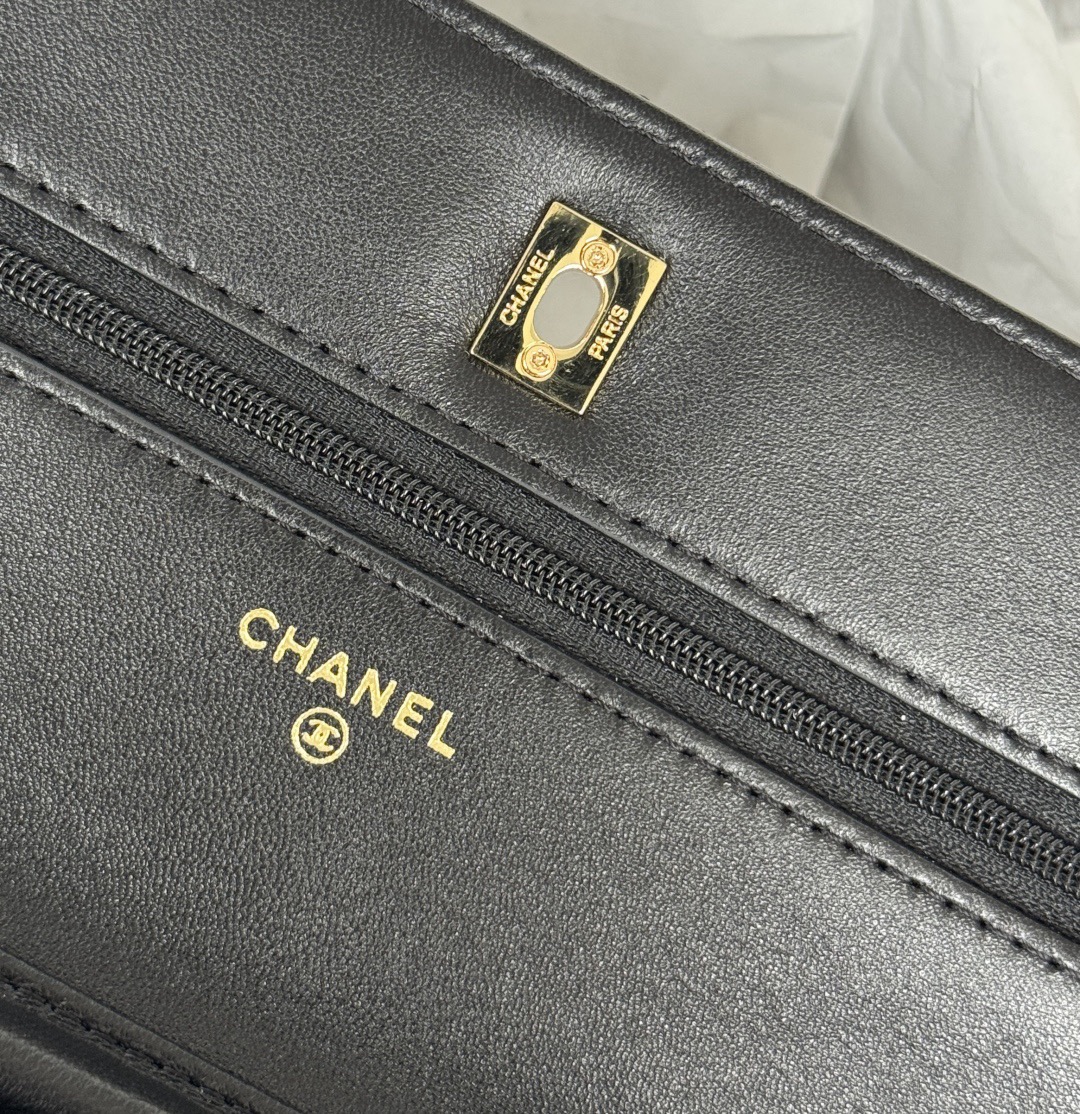 Chanel AP4241 woc Shoulder Bags 19*12*3cm