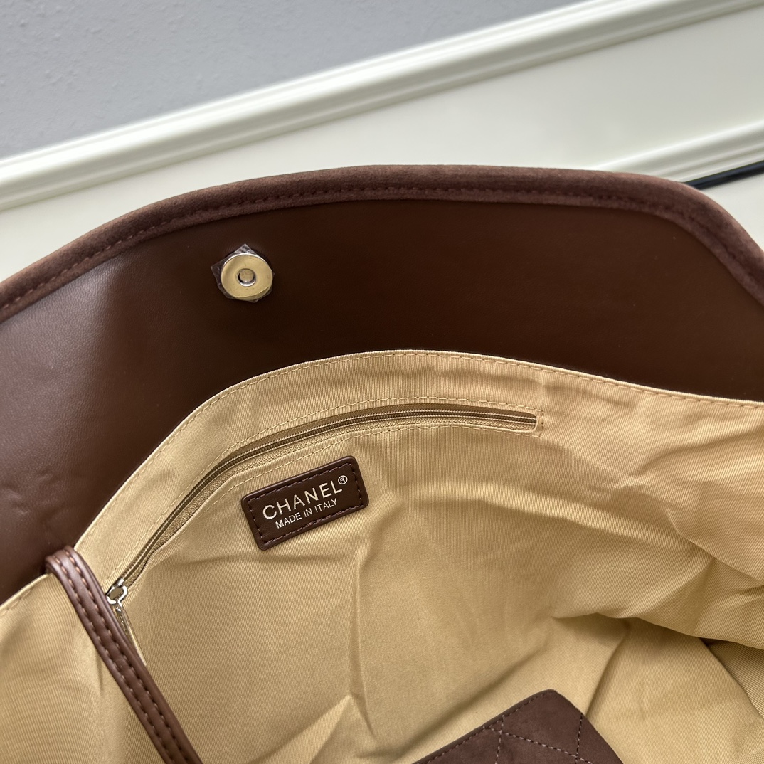 Chanel Women Shoulder Bags 47*30*13cm