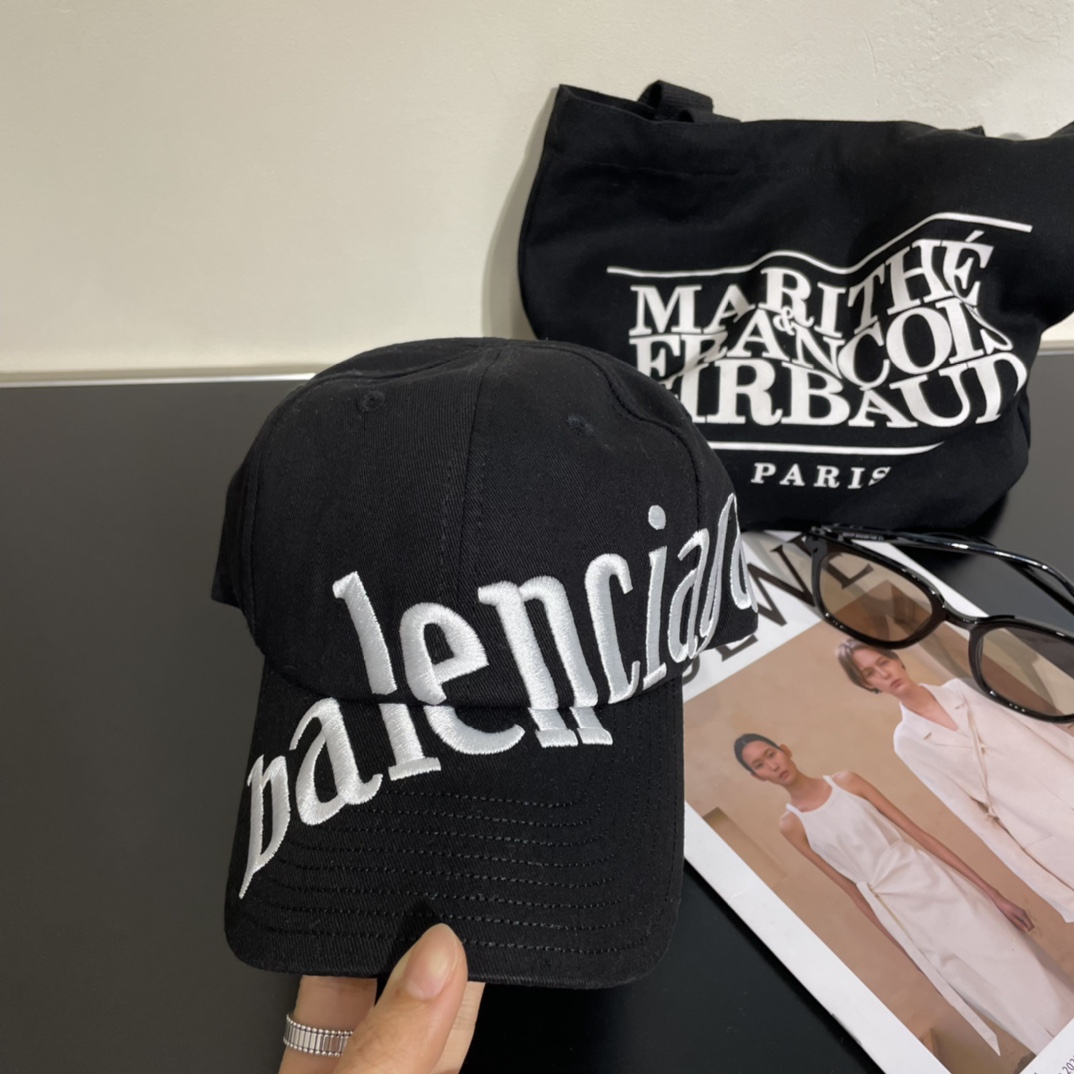 Balenciaga Baseball Cap