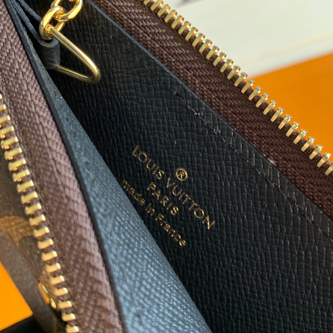 Louis Vuitton M69431 Card Holder Recto Verso 14*8.5cm