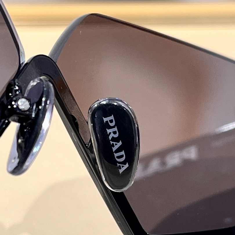 Prada Runway sunglasses SPR58Z