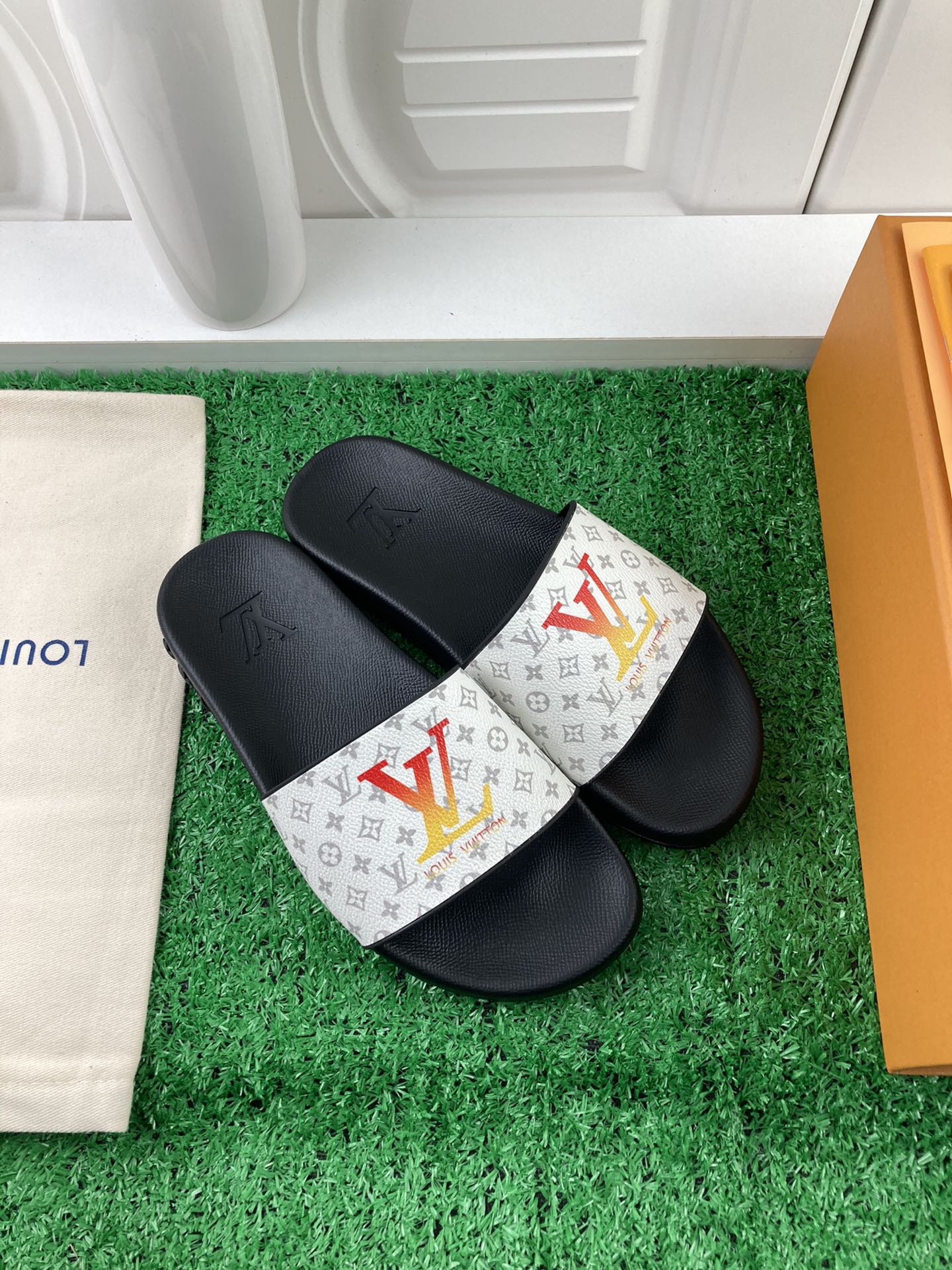 Louis Vuitton 2024ss Candy Series Slippers Size 36-45