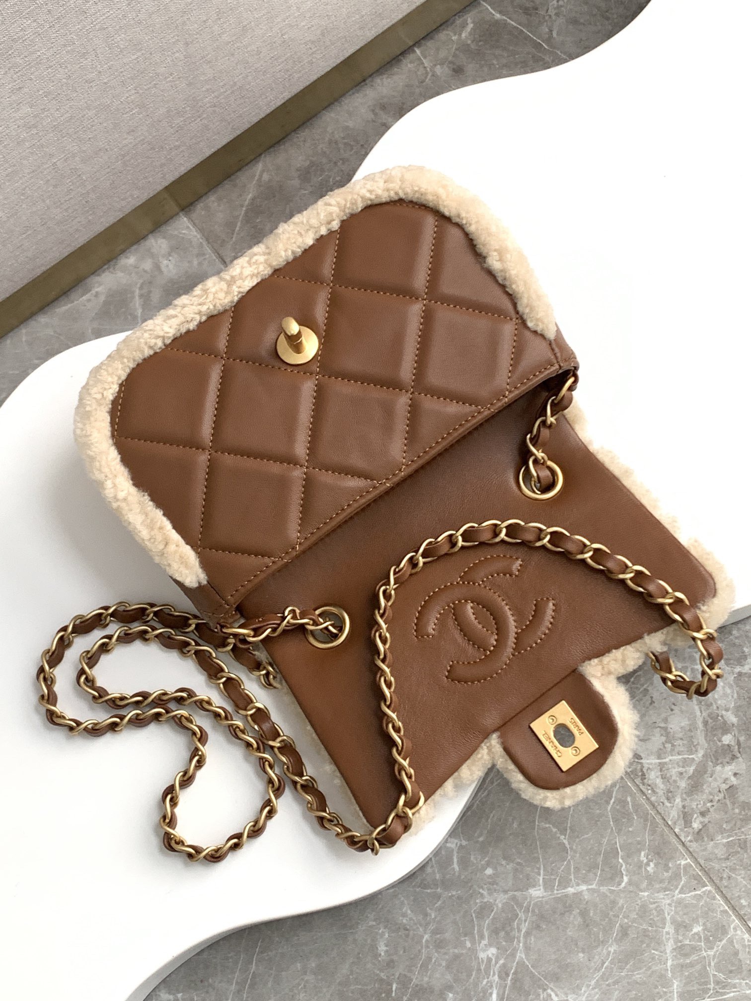 Chanel AS5148 Women Shoulder Bags 12*18*6cm