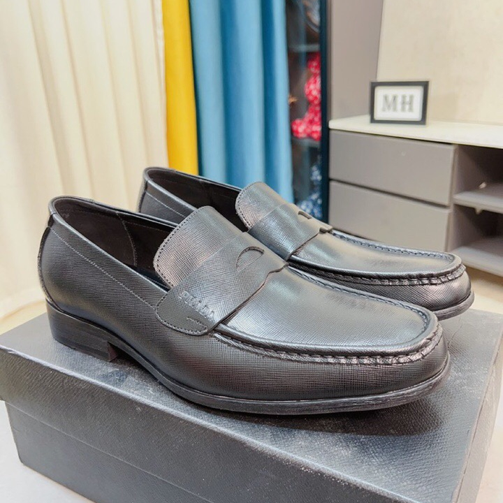 Prada Saffiano Leather Loafers Size 39-45   2-Color
