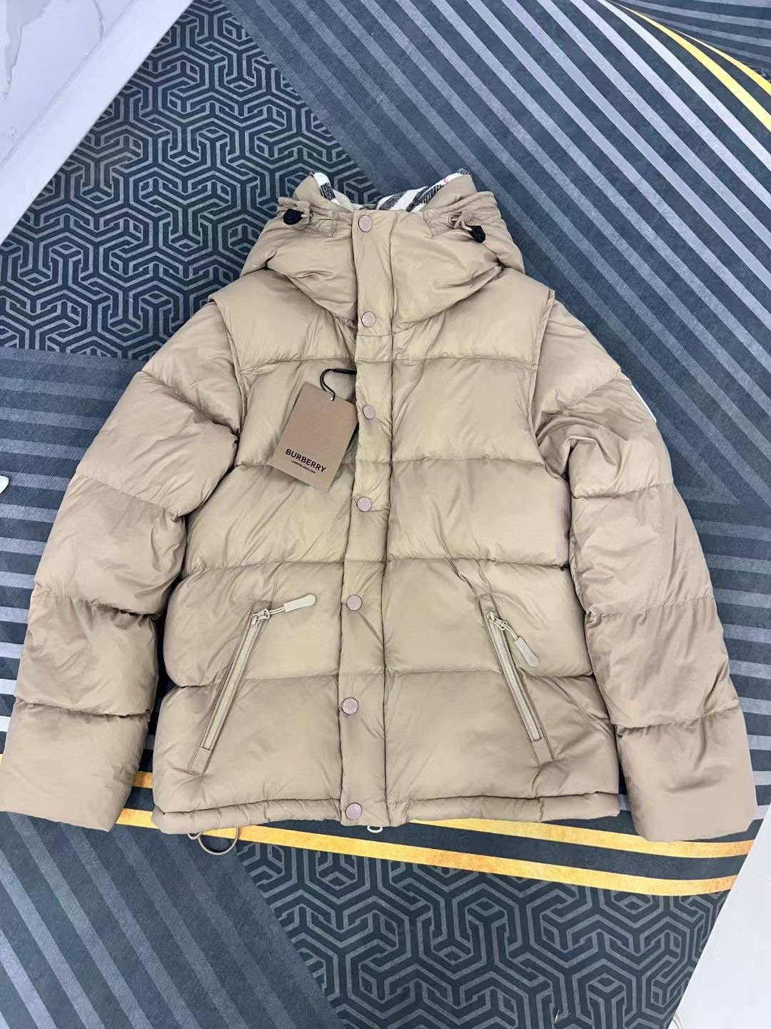 Burberry Winter Down Jacket Size S-2XL