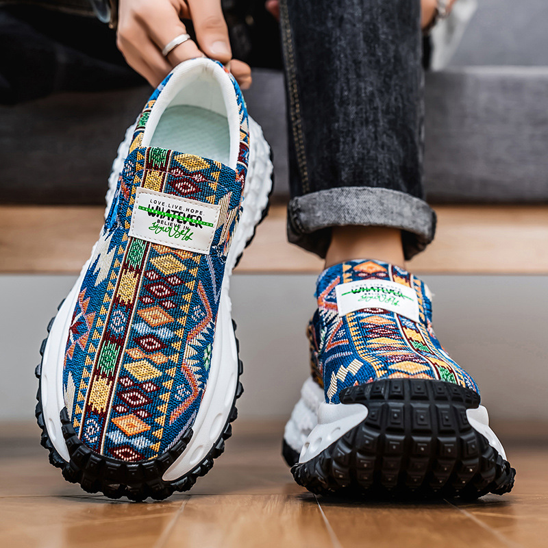 2026 Spring New Men's Shoes Breathable Embroidered Dad Shoes Thick Sole Height Increasing Casual Sports Shoes